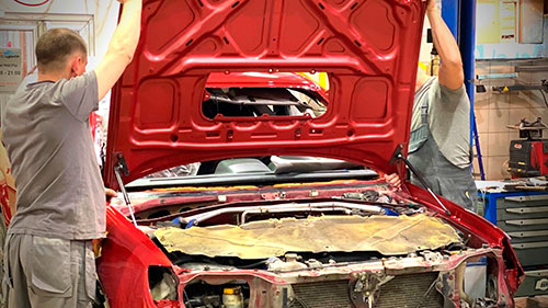 Качественный кузовной ремонт Mazda в Москве